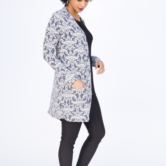 Agnes & Dora Tops - Essential Cardigan Grey/White Damask Agnes XXL